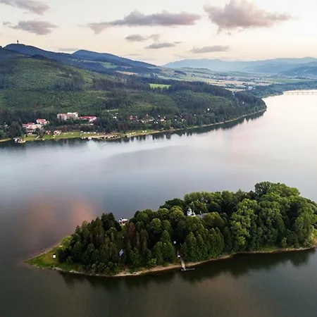 Apartament 2- Postelova Izba S Kupelnou Emka V