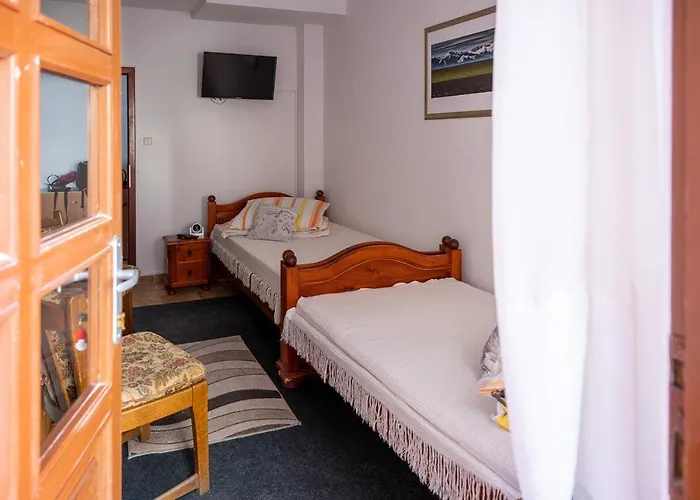 Apartament 2- Postelova Izba S Kupelnou Emka V *